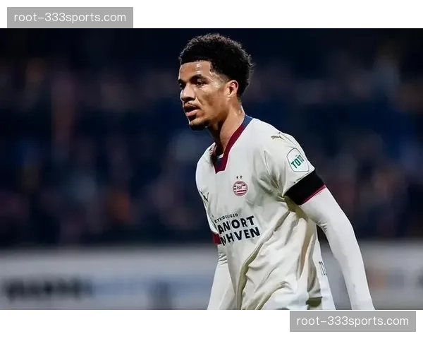 埃因霍温三连冠战术延续：彼得·博斯三年执教体系稳定性