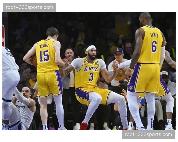 湖人护筐能力联盟第29 艾顿海斯组合难撑禁区防守体系