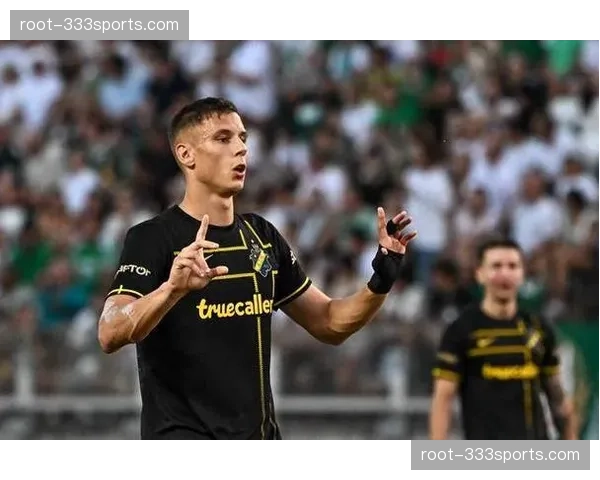 新鹏城本科维奇红牌影响 少打一人防守压力倍增